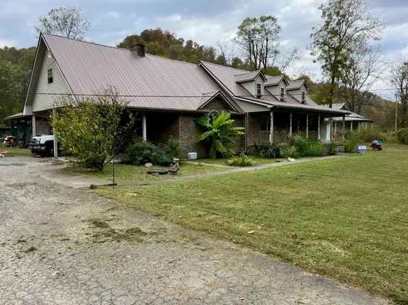 159 Sturgill Br, Harold, KY 41635
