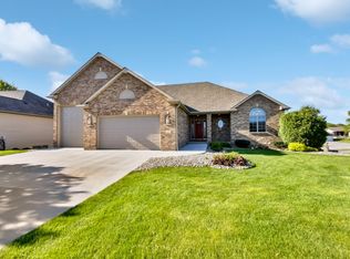 1101 Golfers Ct SE #B, Rochester, MN 55904
