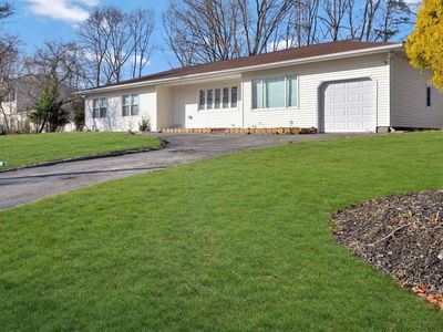 4545 Express Drive, Ronkonkoma, NY, 11779