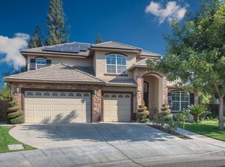 1938 E Warwick Ave, Fresno, CA 93720