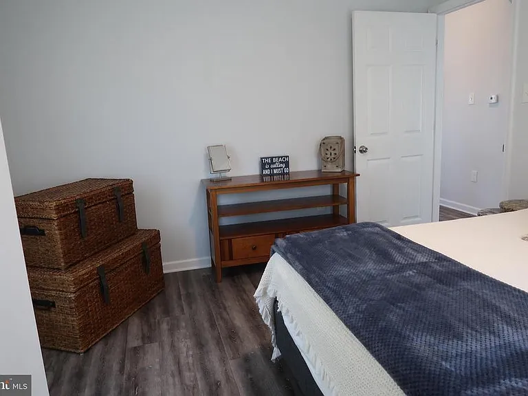 6300 Winchester Ave #2 — Photo 9