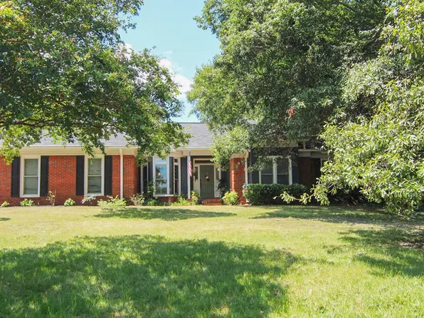 31 Lake Point Trl, Midland, GA 31820
