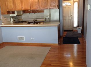 506 Nicole Dr APT C, Bartlett, IL 60103