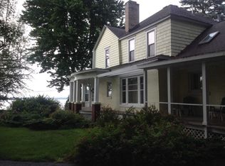 5715 S Green Ave, Fremont, MI 49412