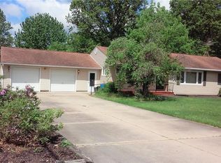 5118 Jaycox Rd, North Ridgeville, OH 44039