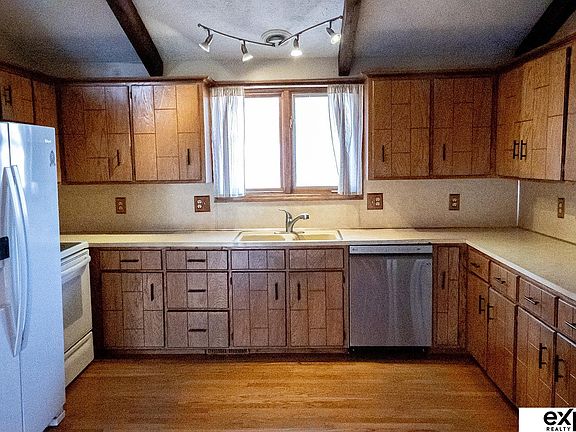 4th image of 4721 S 79th Ave