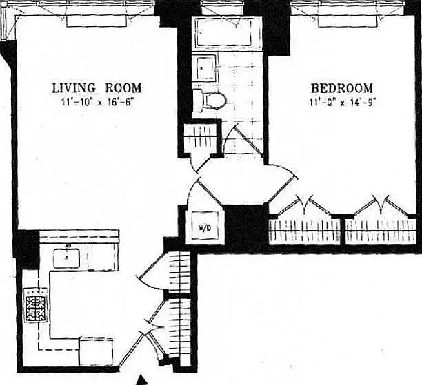 635 W 42nd St #24B — Photo 9