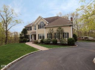 45 Aspen Dr, Monroe, CT 06468