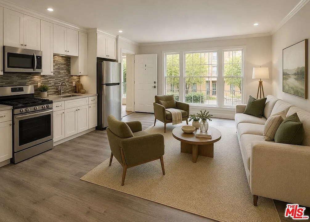 1 bed, 1.0 bath, 850 sqft, $2,985 — Photo 2