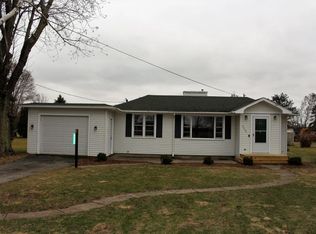 9665 Belding Rd, Belding, MI 48809