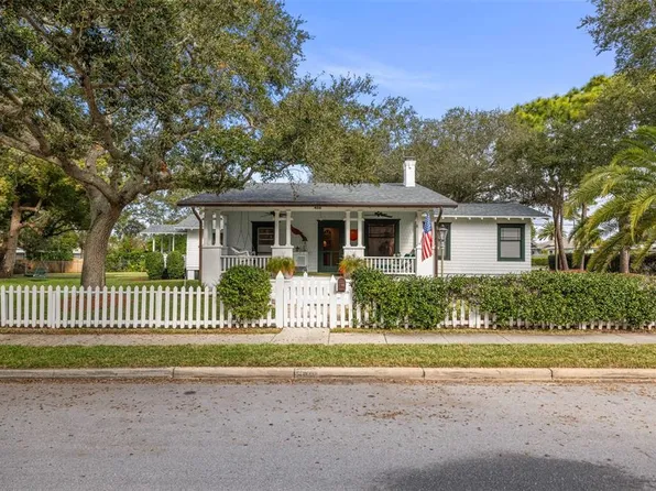 458 Scotland St, Dunedin, FL 34698