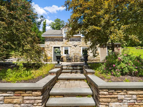 124 Dover Chester Rd, Randolph, NJ 07869
