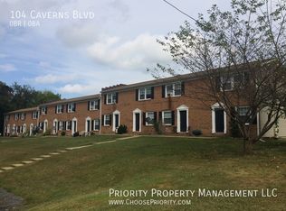 104 Caverns Blvd, Grottoes, VA 24441