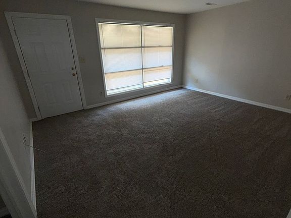 3rd image of 1204 Graham Ave #1204