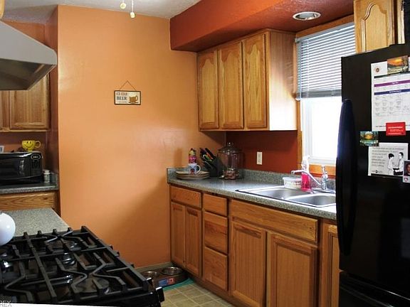 5th image of 23 Van Buren Ave