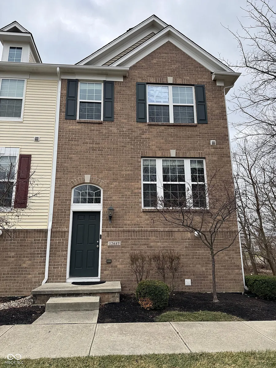 Building Photo - 12687 White Chapel Cir