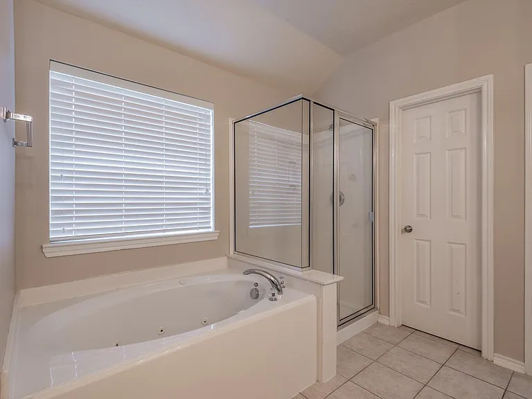 6707 Topsfield Point Dr — Photo 19