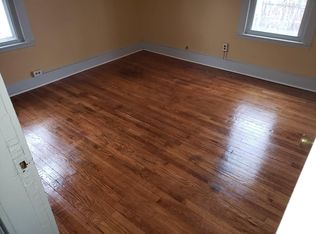 31 Genesee St, Springfield, MA 01104