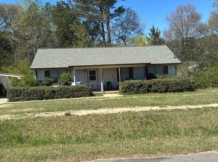 65 Habersham Cir NE, Cartersville, GA 30121