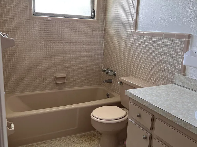 2643 Cherrywood Ln — Photo 18