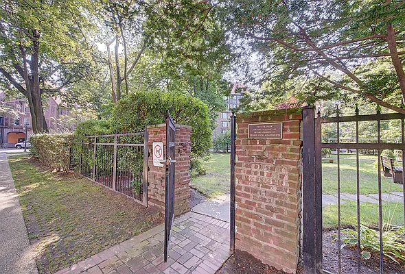 Sold by Benjamin Realty Since 1980 | media 62