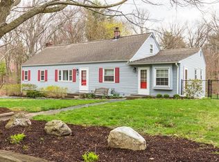 98 Causeway St, Hudson, MA 01749