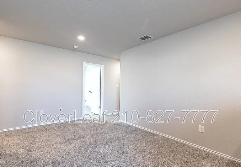 255 Kinsley Way — Photo 18