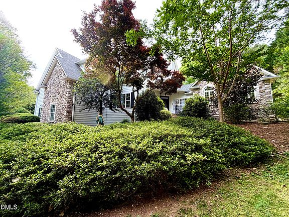 2nd image of 2905 Hunters Bluff Dr
