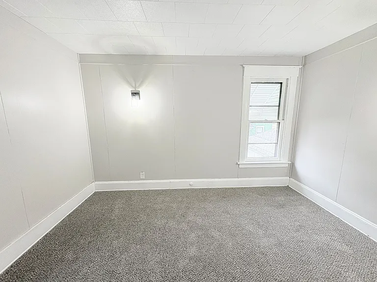 119 Winthrop St — Photo 17