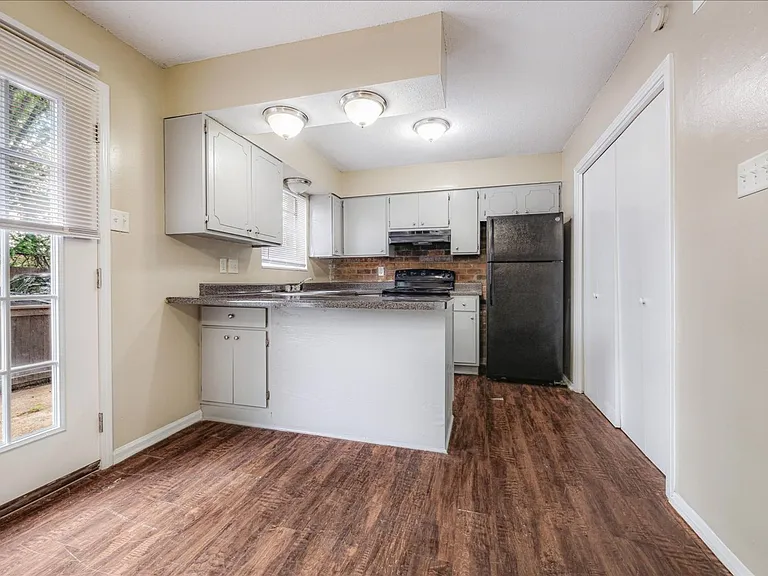 Chambliss Village Townhomes — Photo 44