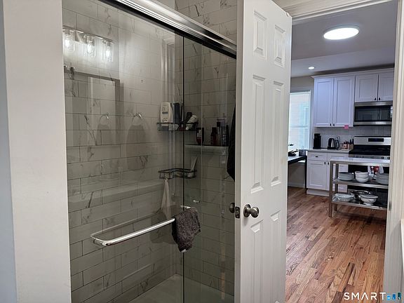 5th image of 140 Foster St #1