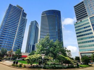7161 Yonge St #726, Markham, ON L3T 0C8