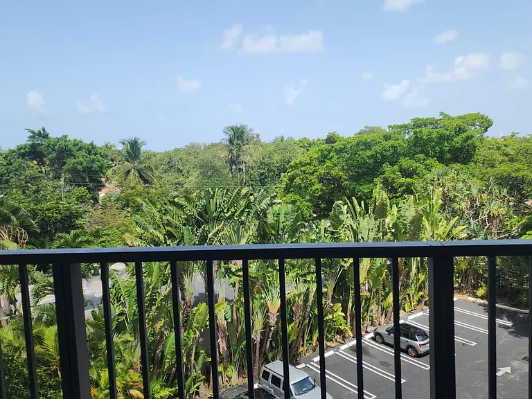 5781 Biscayne Blvd #503 — Photo 4