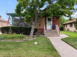 3806 Harvard Ter, Skokie, IL 60076