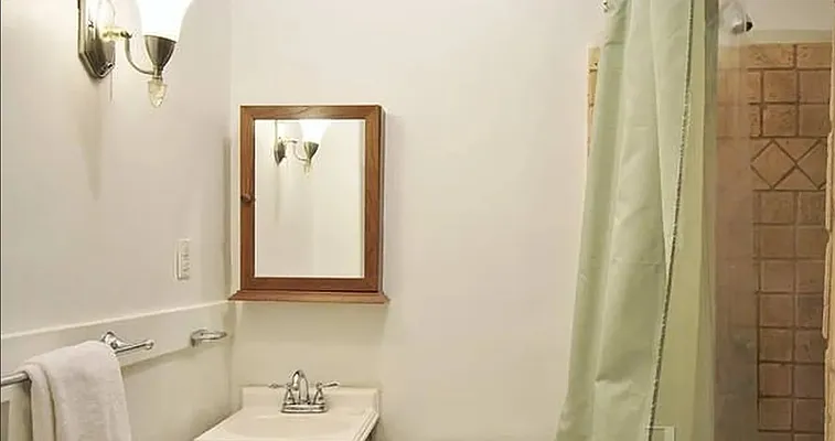 Rented by Oxford Property Group | media 3