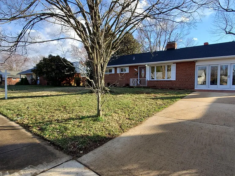 3614 Dannys Ln — Photo 3