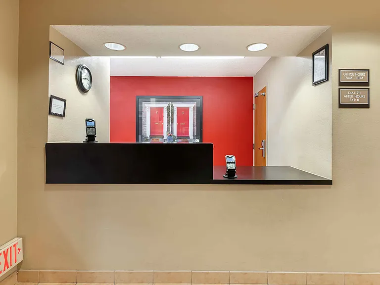 Lobby and Guest Check-in