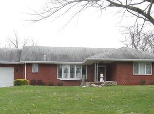 18 Beagle Club Rd, Washington, PA 15301