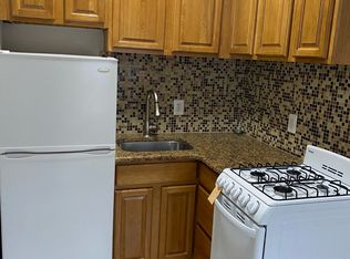 1910 Pine St #3F, Philadelphia, PA 19146