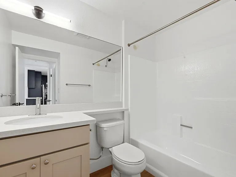 TALA Local at 832 Croft — Photo 16