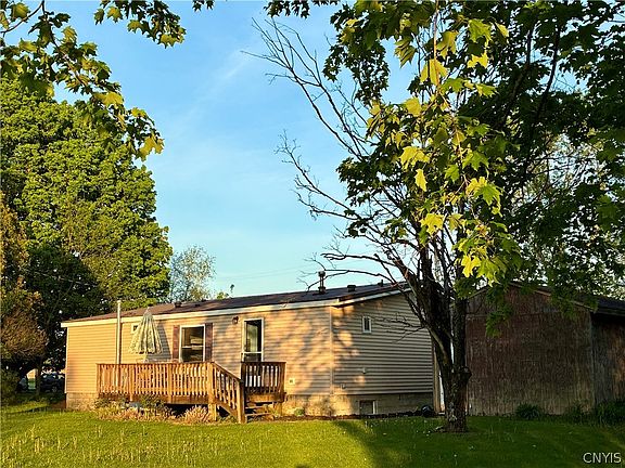 5th image of 7495 Alvord Rd