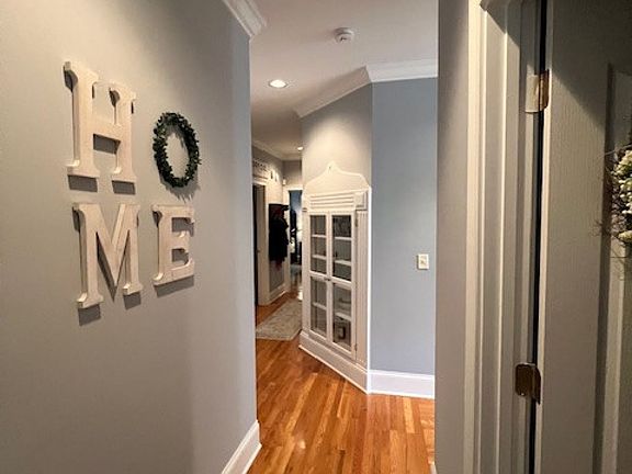 3rd image of 3411 Meadowcrest Dr