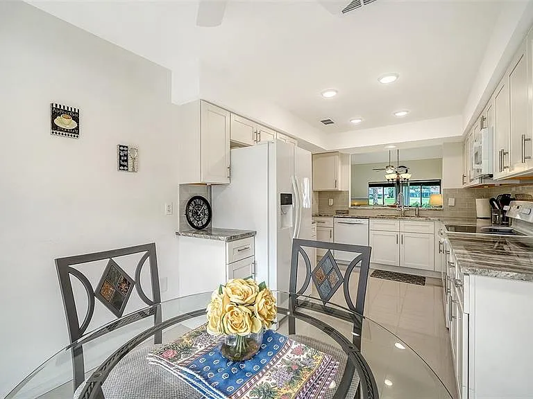 6281 Timberlake Dr #H6 — Photo 28