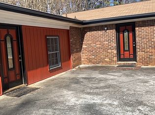 820 Howard Ct SW, Mableton, GA 30126