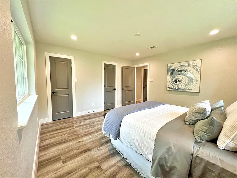 701 Cannan Dr — Photo 10