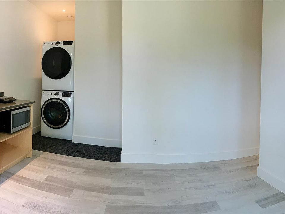 Panorama of the unit!