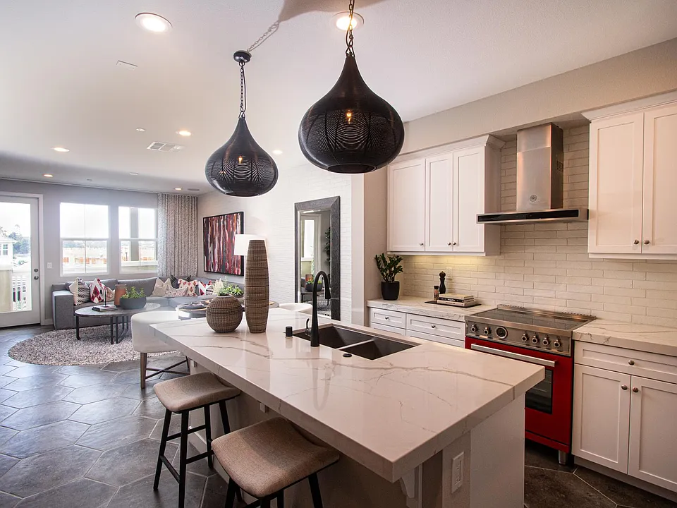 1109 Hibiscus Way