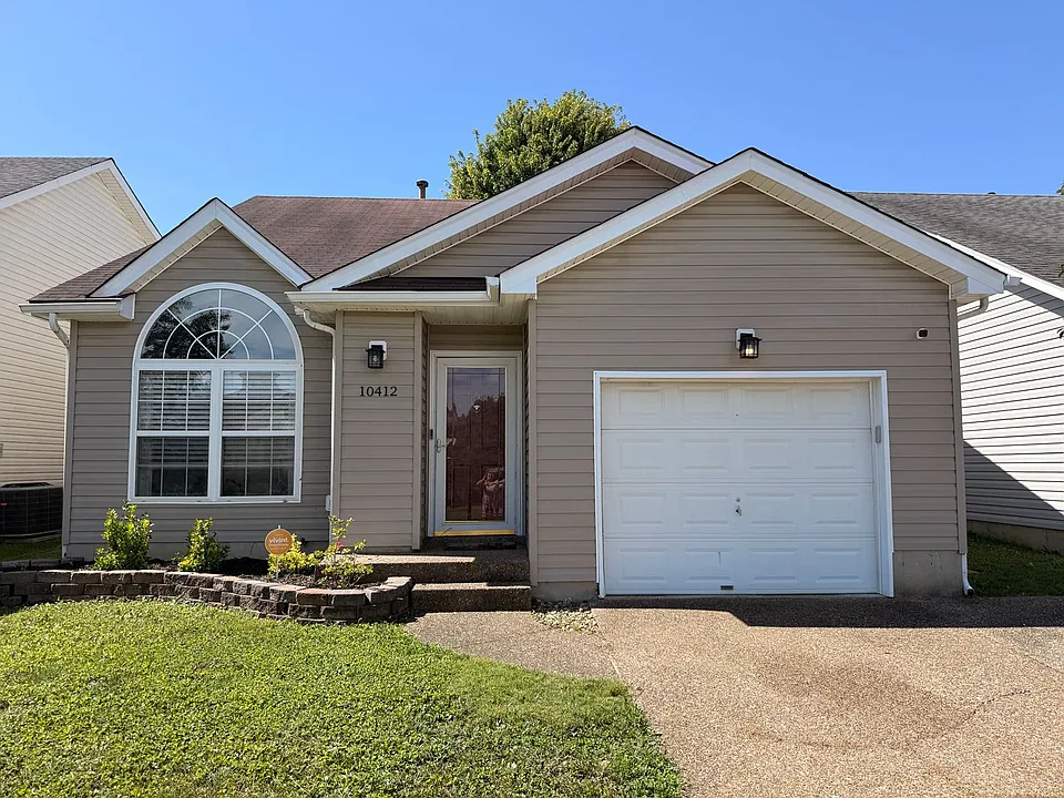 10412 Pinoak View Dr
