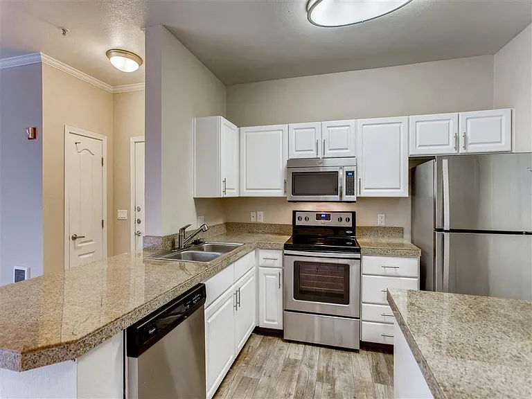 Cortland Village Apartment Homes — Photo 7