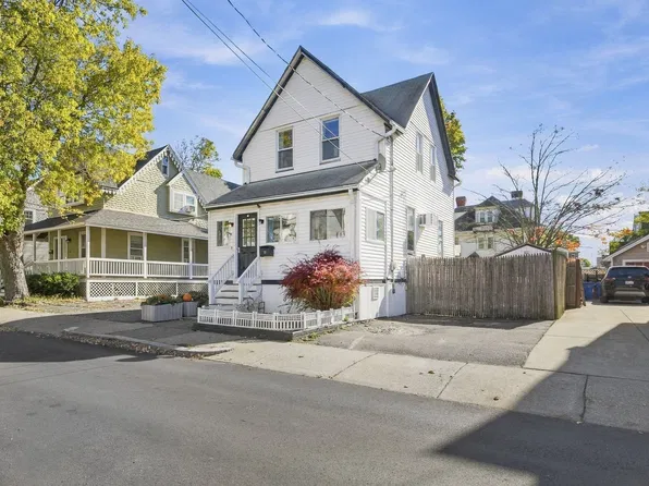 17 Hawthorn Ave, Winthrop, MA 02152